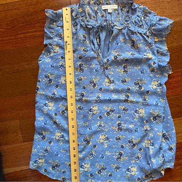 Elegant Floral Ruffle Blouse - Blue and Yellow - Picture 4 of 7